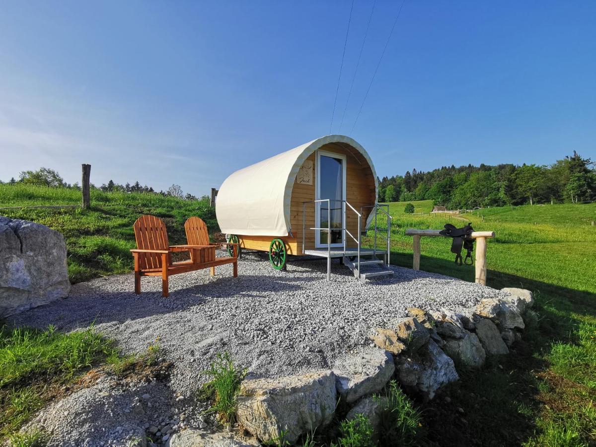 Hotel Cowboy'S Land Visnja Gora Exteriér fotografie