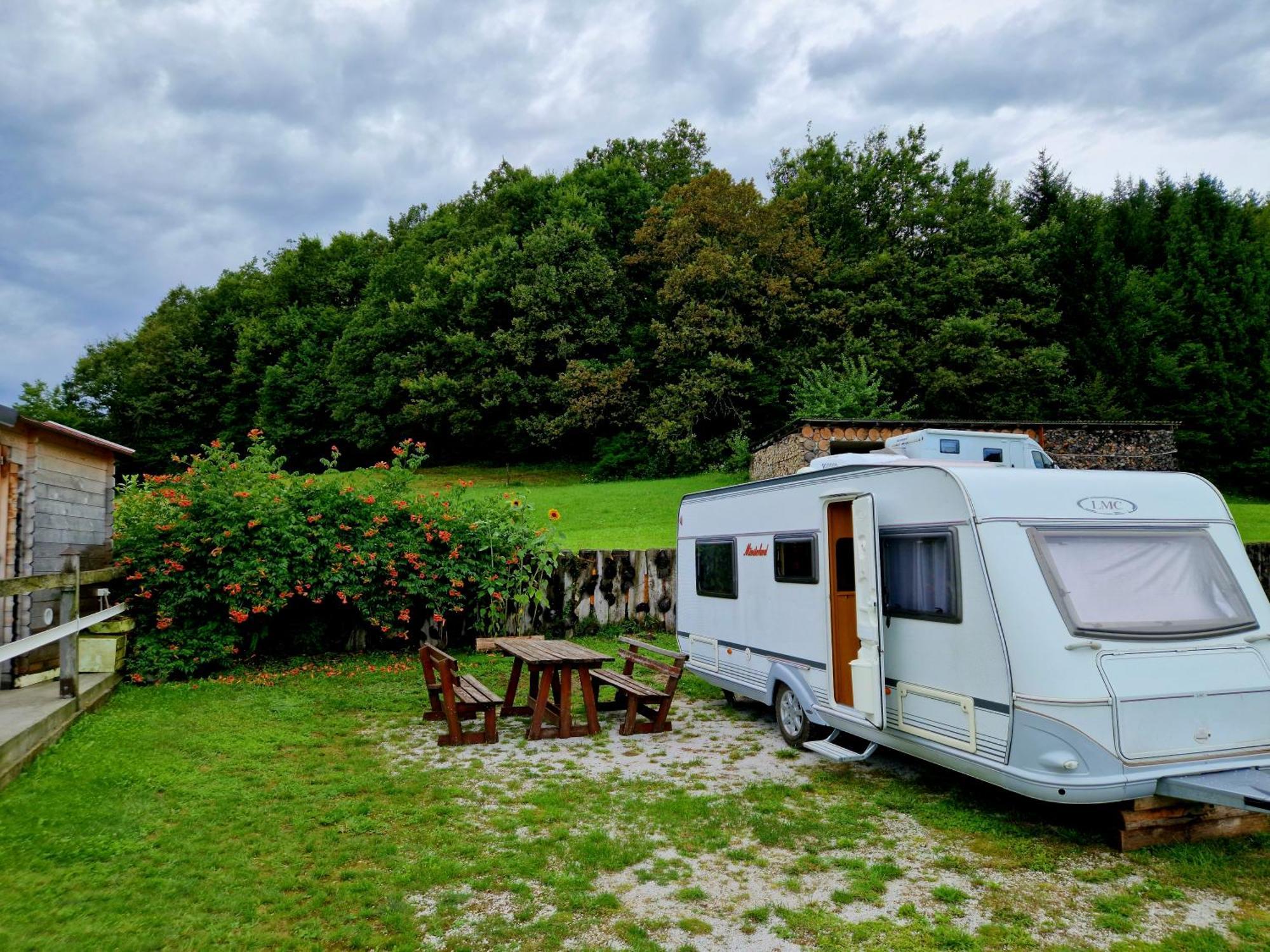 Hotel Cowboy'S Land Visnja Gora Exteriér fotografie