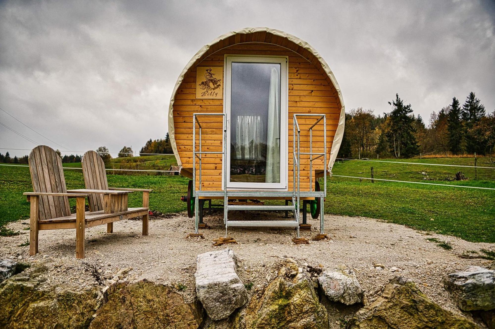 Hotel Cowboy'S Land Visnja Gora Exteriér fotografie